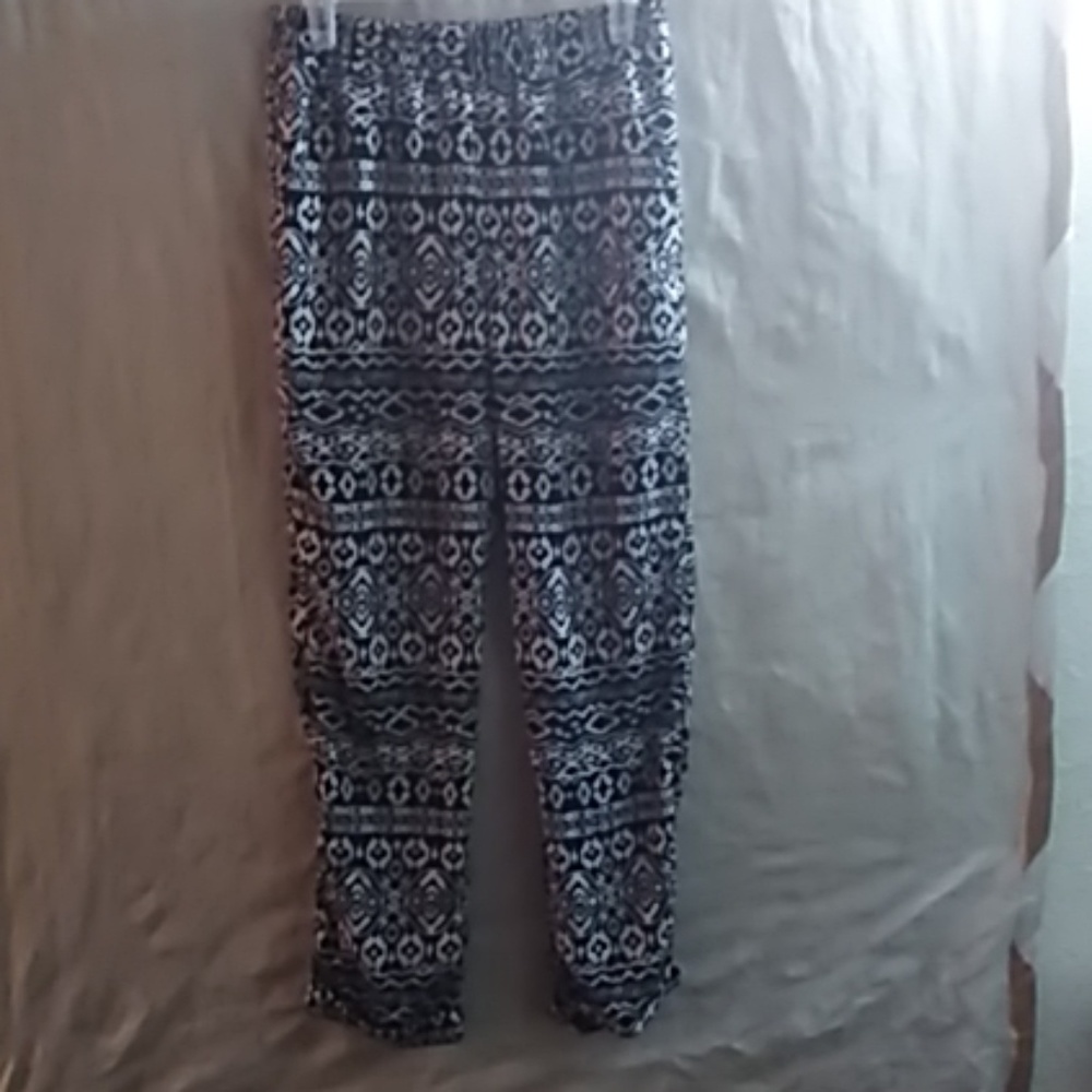 Skies are blue pants